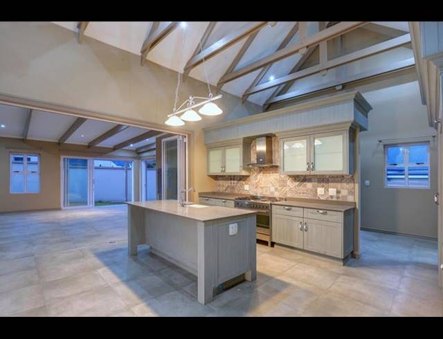 4 BEDROOM HOUSE FOR SALE IN KINGSWOOD GOLF ESTATE